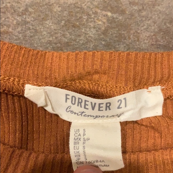 Forever 21 Womens S Above Elbow Sleeve Loose Tunic - Picture 2 of 3